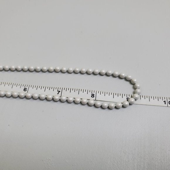 Oops A Daisy Necklace White Beaded Vintage Ball Ch‎ - Picture 7 of 7